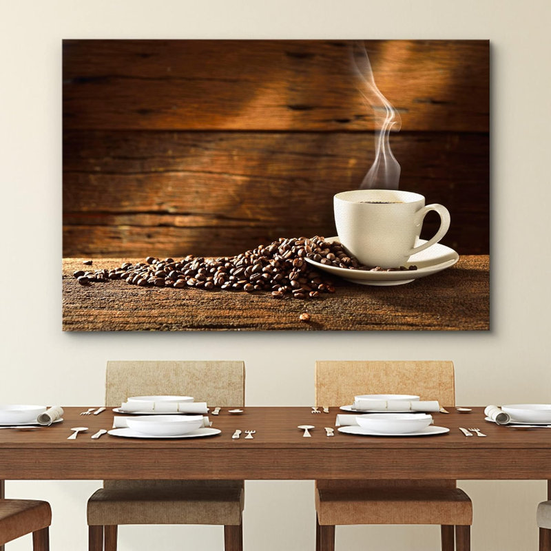 Café espresso sur un lit de grains de café avec grain de bois, H 12 po x l 18 po