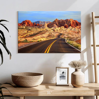 Mehar Highway In Valley Of Fire