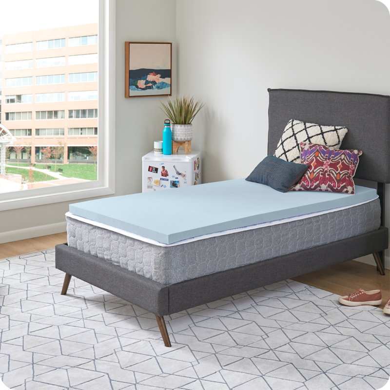 Sealy Dreamlife Medium Gel Memory Foam Mattress Topper, California King, 1.5"