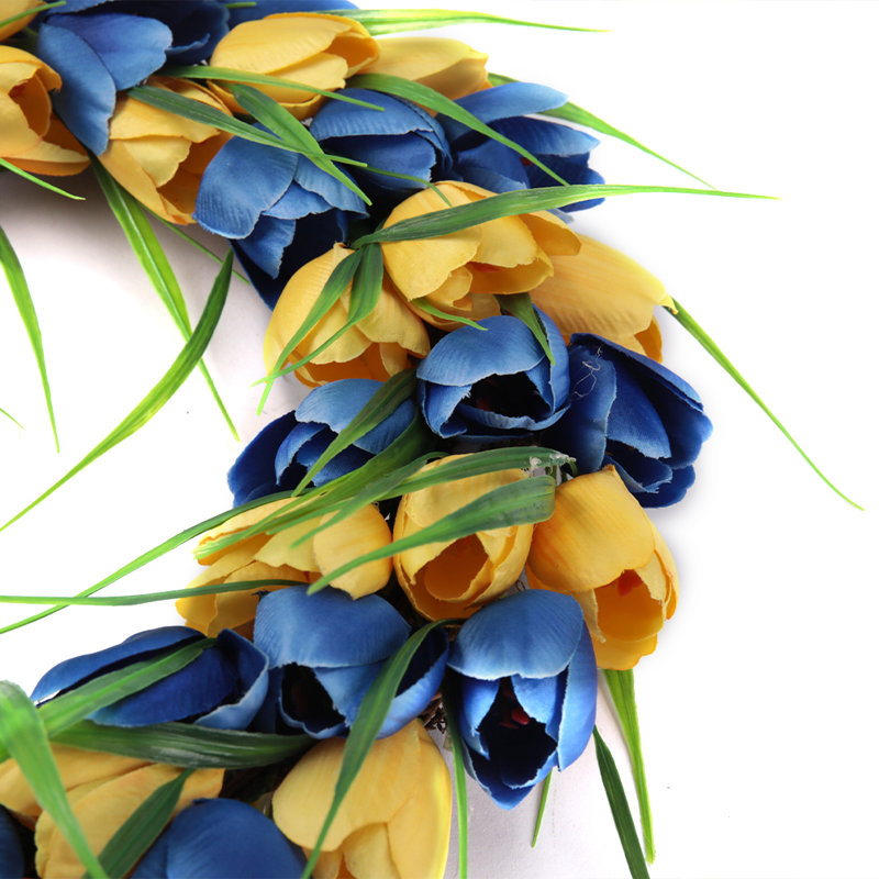 Faux Tulip 40cm Wreath