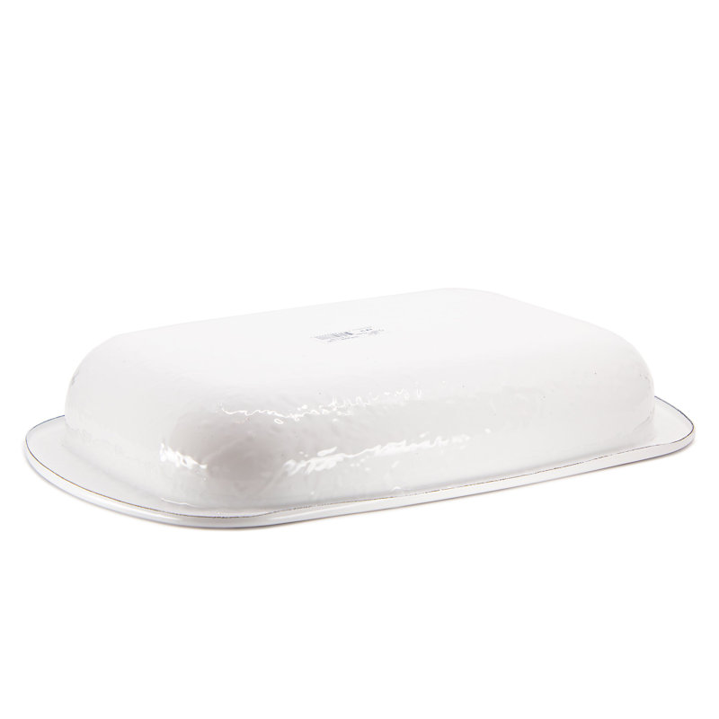 Swirl Baking Pan, Solid White Textured