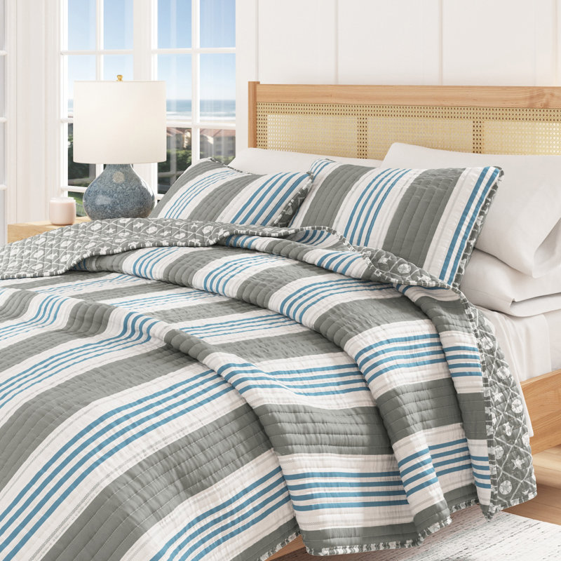 Ensemble de courtepointe réversible avec taies décoratives Coastal Inspired, Courtepointe très grand et 2 très grandes taies 