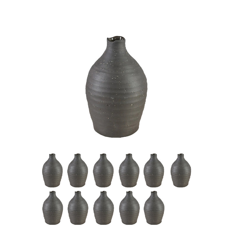  Vase en céramique noire Artisan