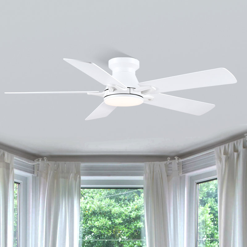 Ventilateur de plafond 52 po à 5 pales blanc avec ensemble d'éclairage DEL et télécommande, 52", Blanc