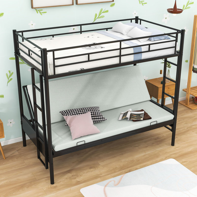 Lit superposé simple au dessus d'un lit double en métal avec futon convertible, garde-corps et échelle