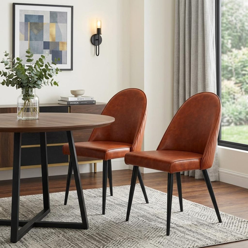 Ensemble de deux chaises d'appoint en similicuir brun et noir