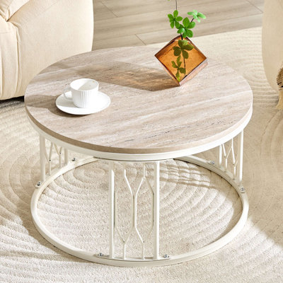 Table basse ronde en panneau de fibres à densité moyenne avec texture effet pierre, diamètre de 27,5 pouces. Table basse ronde pour le salon. Table basse ronde de style Wabi-Sabi avec pieds en métal robustes et assemblage facile.