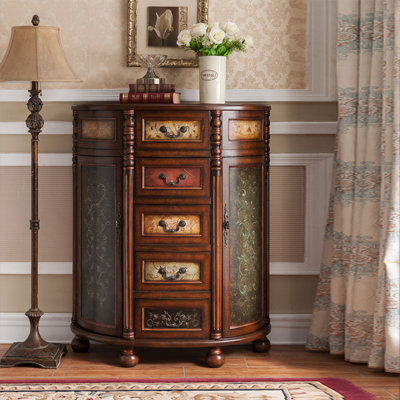 Armoire décorative courbée Birch avec panneaux de tiroirs peints à la main