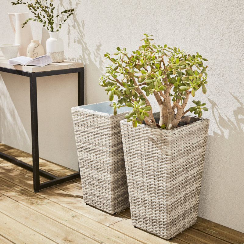 Chimezie Pot Planter, Grey