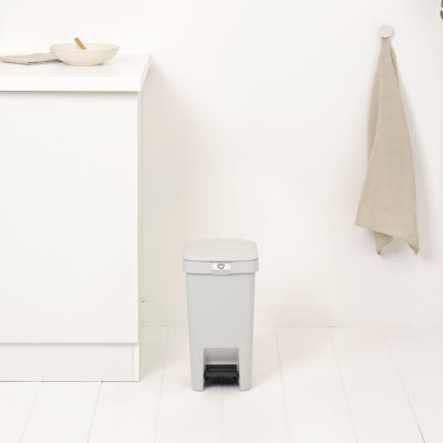 StepUp Trash Can
