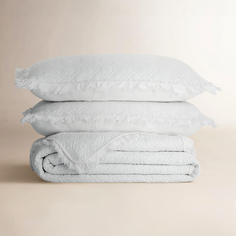 Marcine Standard Cotton Quilt Set, King Quilt + 2 Shams, White