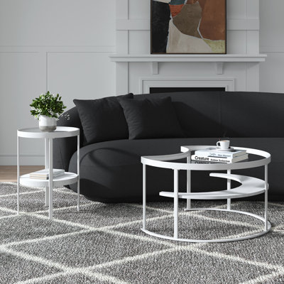Ensemble de tables basses modernes et minimalistes avec plateau en verre et tablettes ouvertes