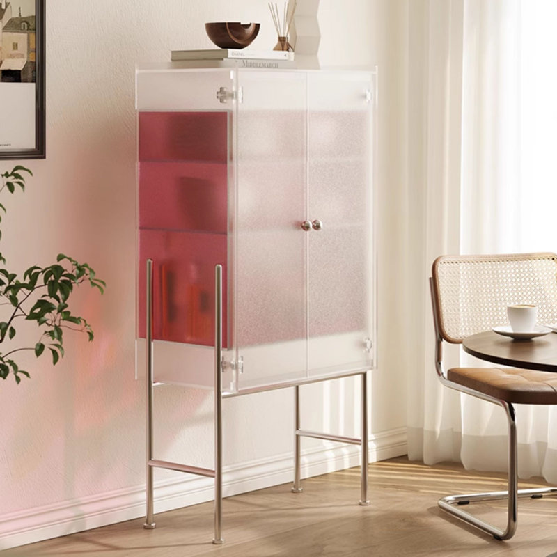 Vitrines en acrylique rose, Rose