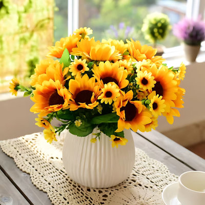Arrangement de tournesol dans un vase