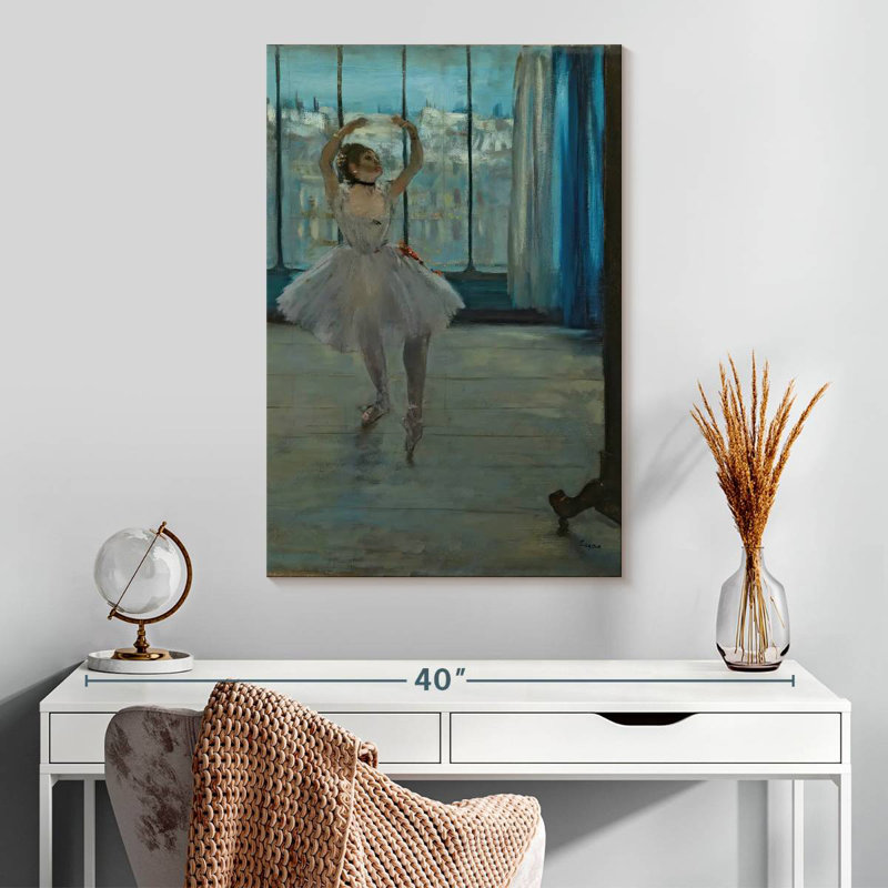 Dancer Posing For A Photographer, H 30 po x l 20 po