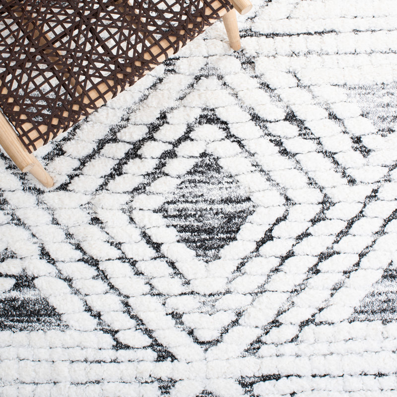 Ivory Diamond Shag Rectangular Synthetic Area Rug