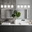 Luminaire de salle de bain chromé 4 lumières avec abat-jour en verre blanc laiteux, applique murale moderne pour miroir de salle de bain avec base E26, éclairage de cuisine et de salle de bain