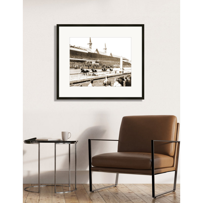 «Derby», reproduction de photo encadrée, H 25 po x l 29 po x P 2 po