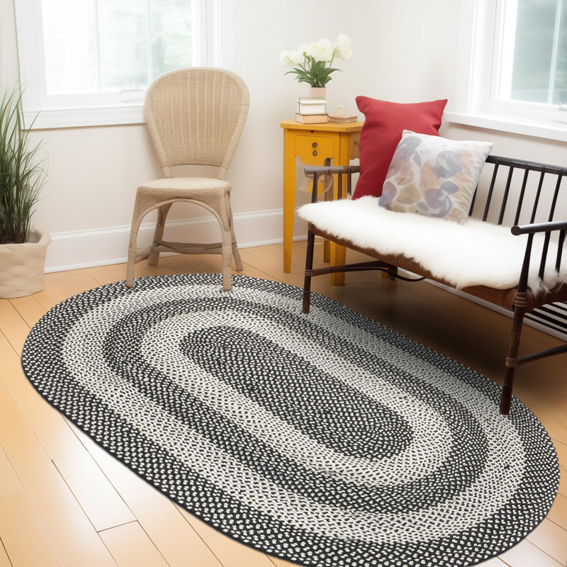 Enika Indoor Rug, Oval 3' x 5'