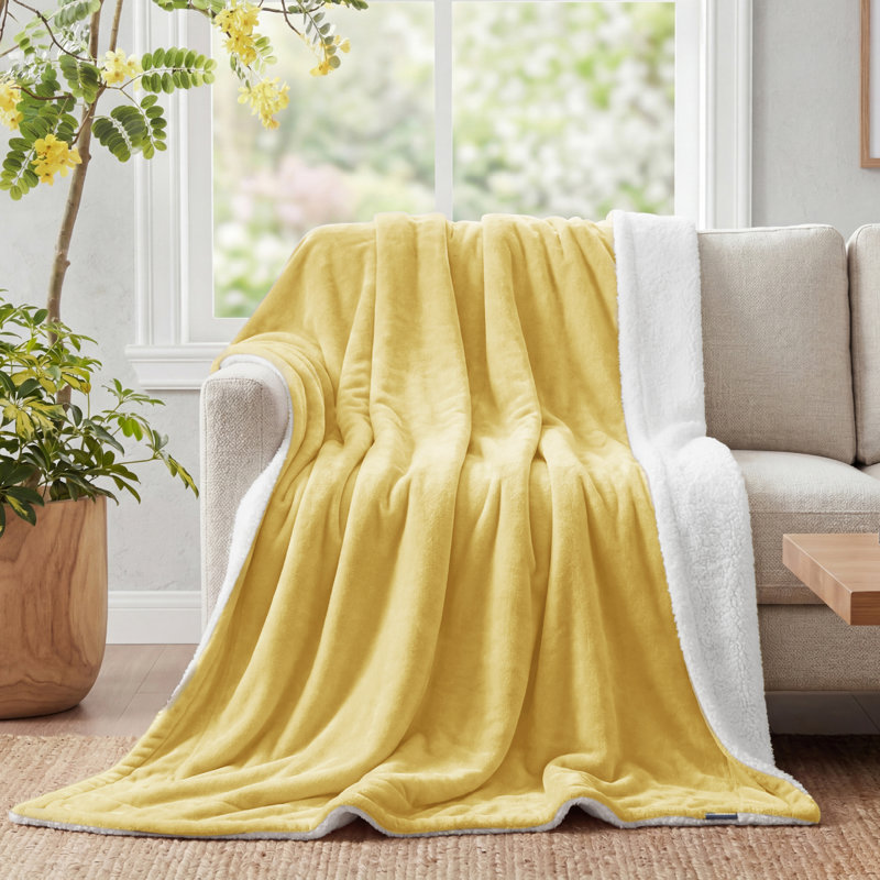 Couvre-lit Sherpa Bedsure GentleSoft ™ - couverture épaisse pour lit toutes saisons - cadeau idéal pour les étudiants, Paille
