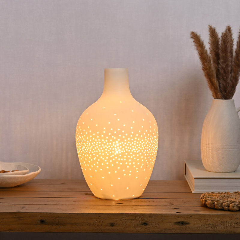 Arnessa Ceramic Table Lamp