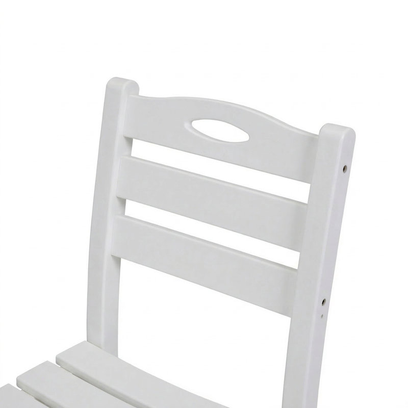 Chaises de patio compactes en PEHD blanc, polyvalentes et modernes à l'extérieur