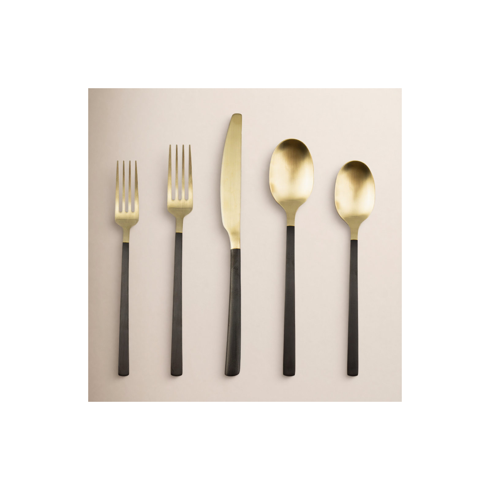 Averie 20 Piece Flatware Set, Service for 4, Black/Champagne
