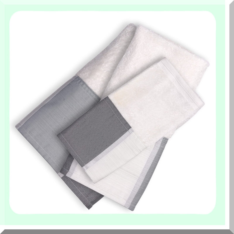Elegant Luxe 3-Piece Towel Set - Modern Design for Contemporary Bathroom Decor