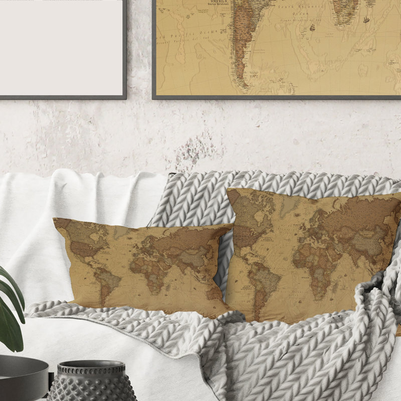 Carré, ancienne carte du monde III - Coussin décoratif à imprimé rétro, 16" x 16"