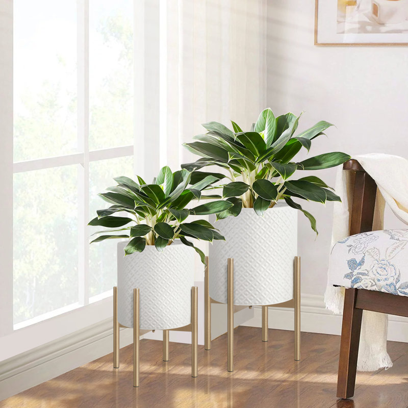 Katelynd Handmade Metal Pot Planter