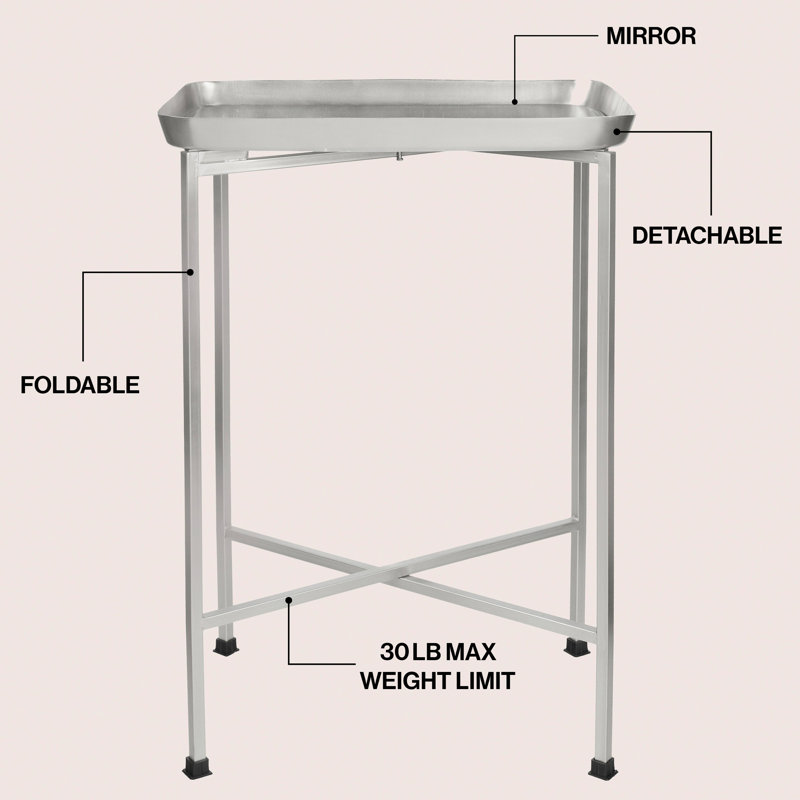 Table basse avec plateau rectangulaire en verre et métal argenté mat 26,5 po Sterling Modern, Argent argent