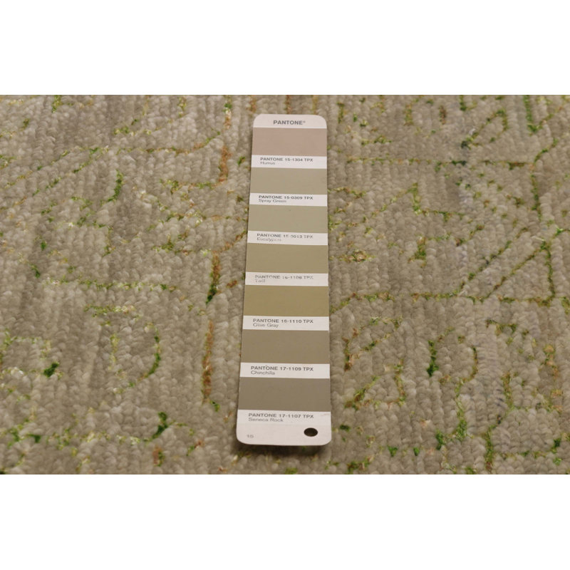 Tapis kaki clair en soie noué à la main One Of Kind 6 pi 10 po x 9 pi 10 po