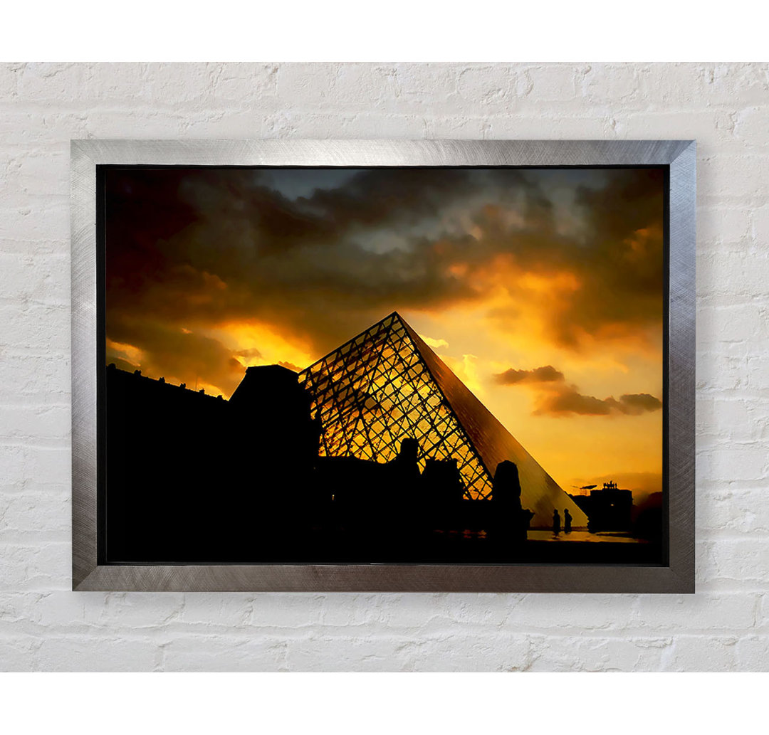 Paris Louvre Pyramid At First Light - Einzelne Bilderrahmen Kunstdrucke