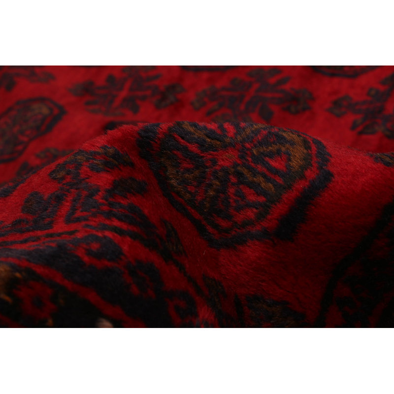 Tapis rouge Teimani 5 pi 8 po x 9 pi 5 po