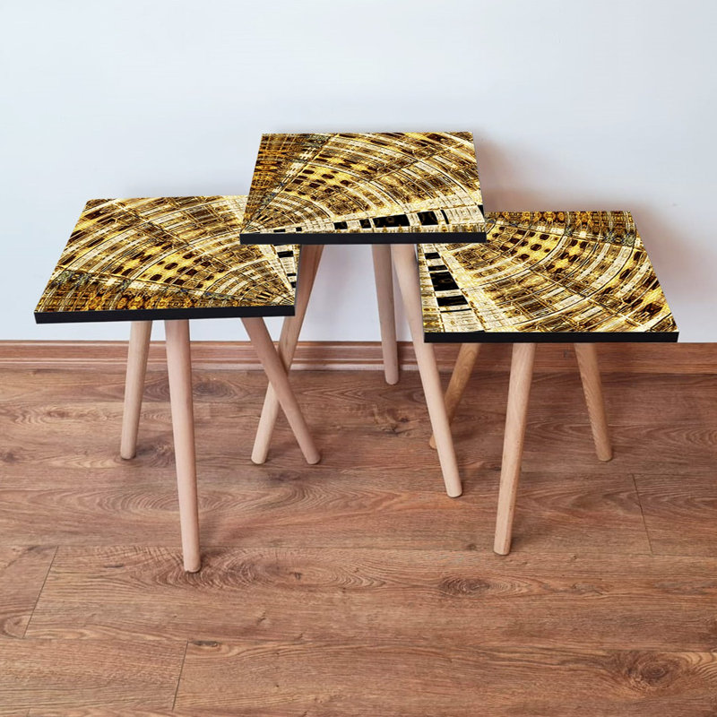 Ensemble de 3 tables gigognes élégantes, or et brun, 13,8 x 20,5 x 13,8 po (grand), 13,8 x 18,5 x 13,8 po (moyen), 13,8 x 16,5 x 13,8 po (petit) | 100% panneau de fibres à densité moyenne avec pieds en bois de hêtre | Conception géométrique abstraite pour les espaces de vie modernes