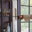 Vitrines noires en bois massif