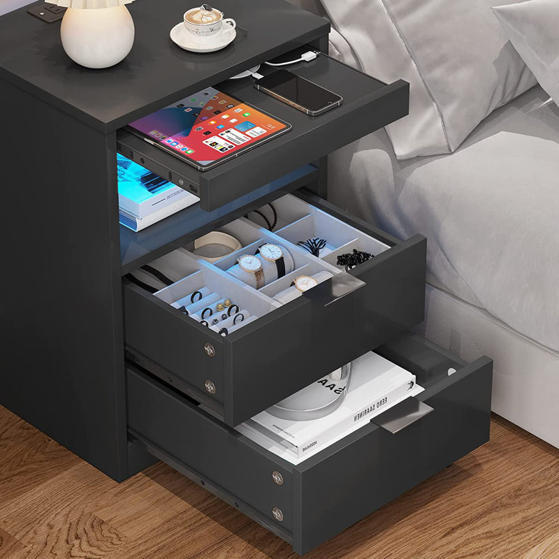 13.9'' W Nightstand