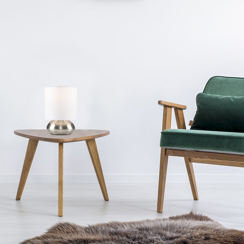 Chaidez Metal Table Lamp