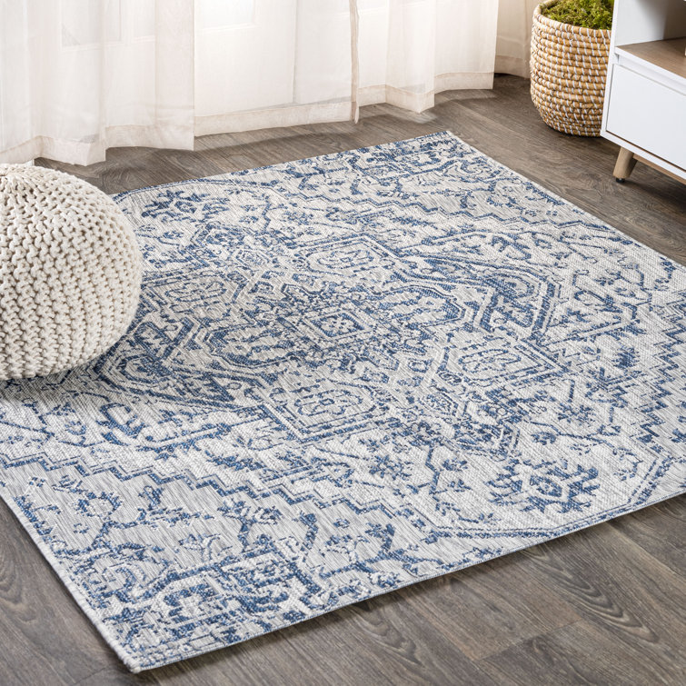 Truman Bohemian Medallion Textured Weave Navy/Gray Indoor/Outdoor Rug