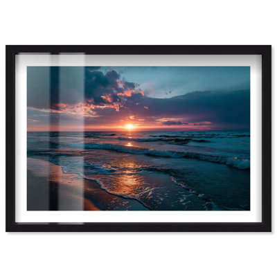«Evening Echoes I Shadowbox Print Sunset» par Notoriart, cadre noir, 37 x 25