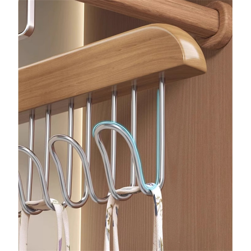 Cintre pour accessoires en bois antidérapant d'Olliver