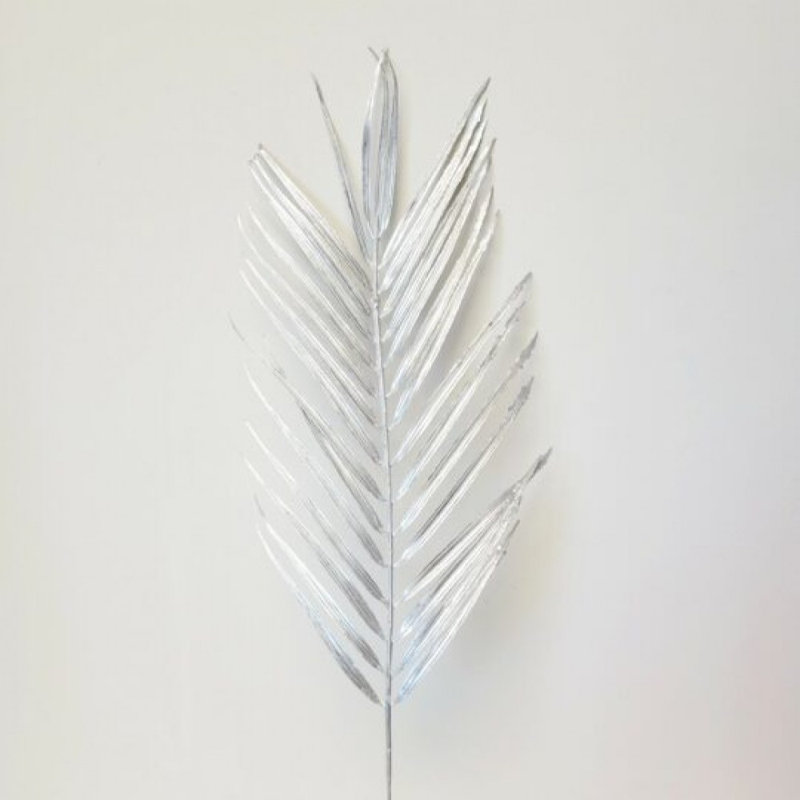 Faux feuilles et palmiers argentés