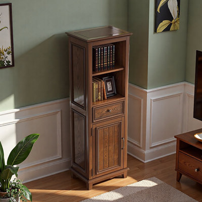 American-style country multi-level bookcase