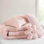 Couette réversible en chenille rose à motif floral pour lit double/queen - revers à pois, lavable à la machine, incluant un coussin décoratif à fleurs.