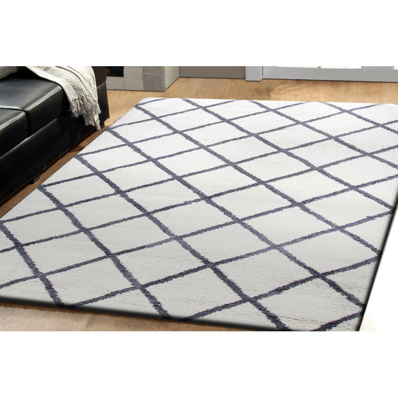Performance Geometric Indoor Rug, Rectangle 7'10" X 10'4"