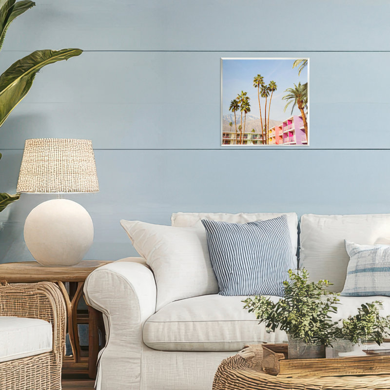 «Looming Palms over Resort», plaque murale par Lish Creative