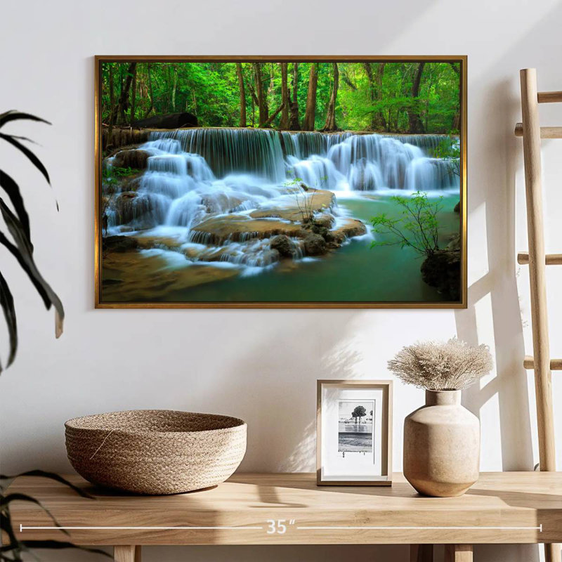 Cascade de la forêt profonde de Kanchanaburi, 25 po x 17 po, Cadre flottant doré