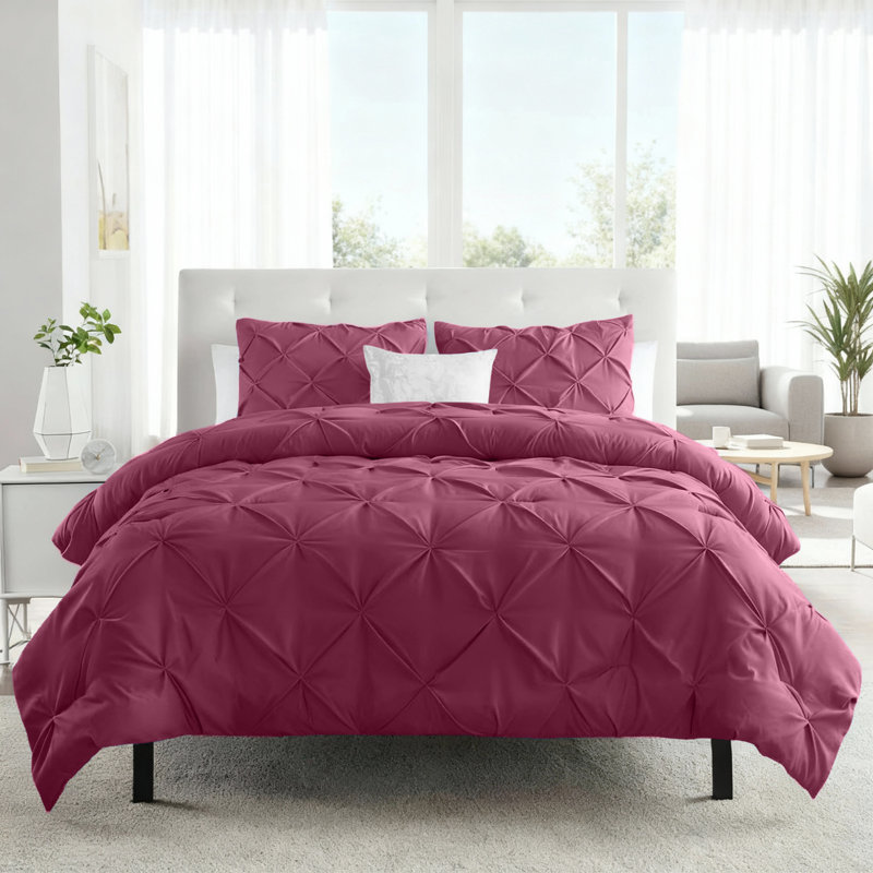 Aspire Homeware High Quality Microfiber Pintuck Design Duvet Cover With Pillowcases, Burgundy
