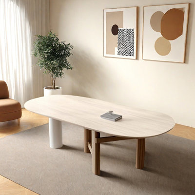 Table ovale crème de style roche crème