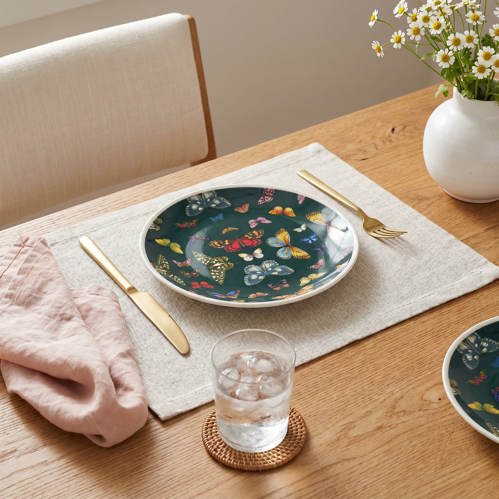 Botanic Garden Harmony 9" Salad Plate, Green